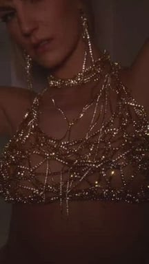 Love this ravishing undergarment set! love those chains