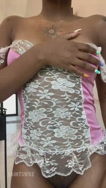 Petite chocolate fuck doll ready to serve you