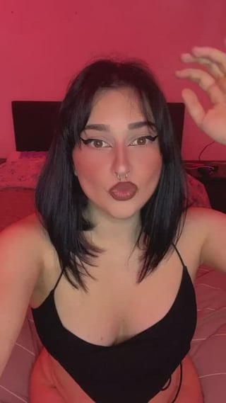 I need a cumslut who wants to swallow [domme]