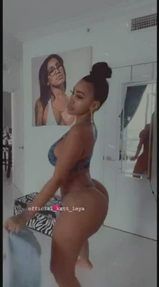 Can i smother your face with it?