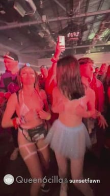 Everyone around us was so distracted they didn't even see me and u/sunsetfawn flashing at our last rave